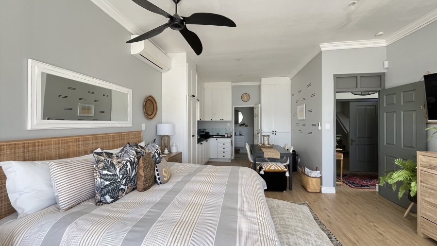 4 Bedroom Property for Sale in Simons Kloof Western Cape